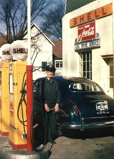 Historic Fairmount Indiana vertical-format archive photo